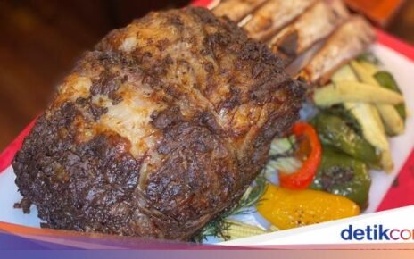 Ada Roasted Lamb dan Gnocchi Khas Italia untuk Rayakan Natal di Restoran Ini