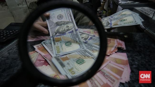 Rupiah Tersenyum ke Rp15.851 Jelang Akhir Pekan
