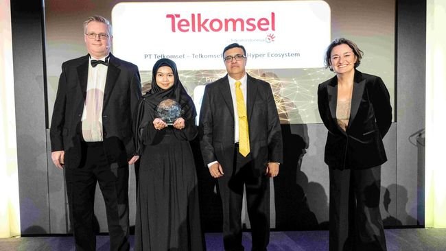 Telkomsel Raih Glotel Awards 2024 Berkat Digital Hyper AI Ecosystem