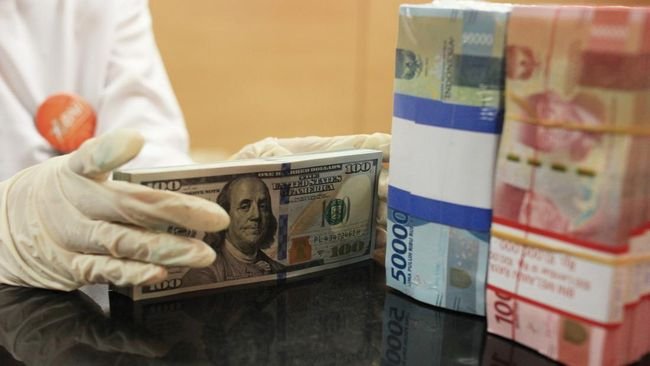 Rupiah Layu ke Rp16.100 Sore Ini