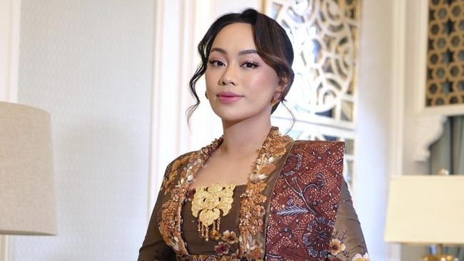 Zita Anjani Soroti Lonjakan Harga Tiket ke Indonesia Timur Saat Nataru