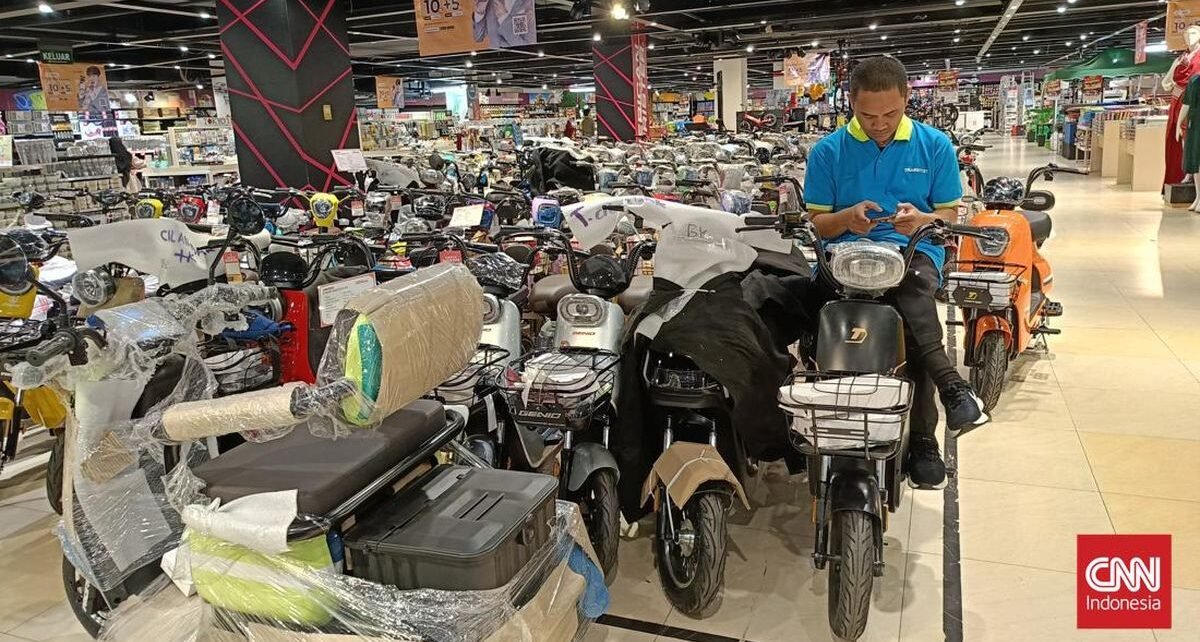 Hari Ini Sepeda Listrik Diskon 25% + 20% di Transmart Full Day Sale