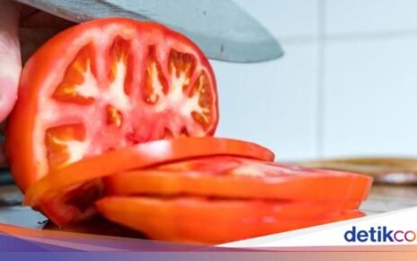 7 Fakta Tomat yang Keliru, Tergolong Sayuran dan Disimpan di Kulkas