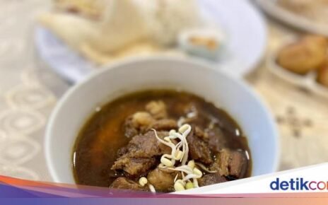 Blusukan ke Melawai Plaza Cicip Rawon dan Sop Djanda yang Lezat