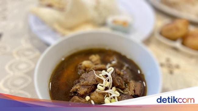 Blusukan ke Melawai Plaza Cicip Rawon dan Sop Djanda yang Lezat