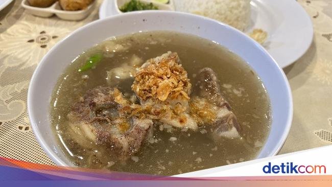 Sengatan Sedap Sop Djanda dan Rawon Tersembunyi di Melawai Plaza