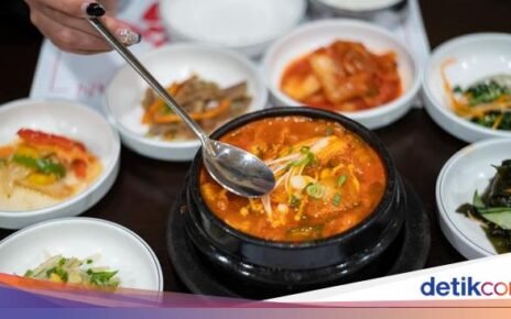 4 Budaya Makan Korea, Konsumsi Nasi hingga Pakai Sumpit
