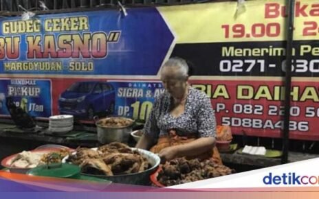 10 Tempat Makan Legendaris di Surakarta yang Cocok Untuk Nostalgia