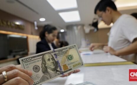 Ambrol Rupiah ke Rp16 Ribu Jelang Tutup Tahun