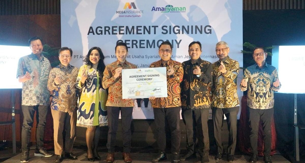 Mega Insurance Gandeng Amannyaman Perluas Asuransi Perjalanan Syariah