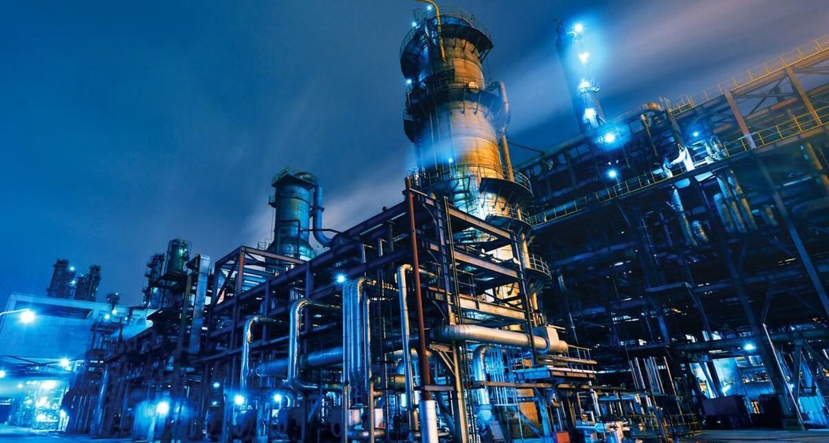 Harga Minyak Mentah Bangkit Imbas Kebijakan China dan Cuaca Dingin
