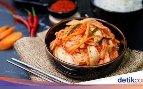 Makan Kimchi 2 Kali Sehari Bikin Tubuh Ramping, Ini Temuan Peneliti