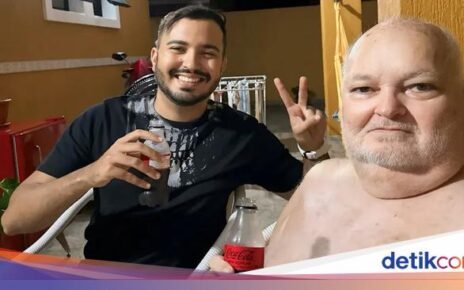 5 Orang Ini Santap Makanan yang Sama Karena Berbagai Alasan