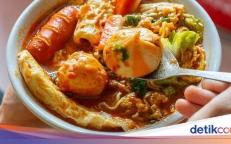 4 Fakta Menarik Seblak yang Memicu Anemia Remaja di Karawang
