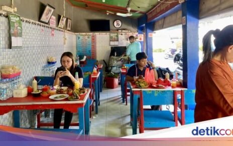Lezatnya Coto Makassar Syamsul Daeng Ngawing yang Legendaris