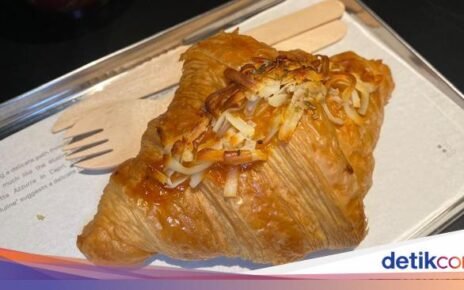 Di Kafe Dalam Gua Bisa Cicip Americano Muscat hingga Truffle Croissant