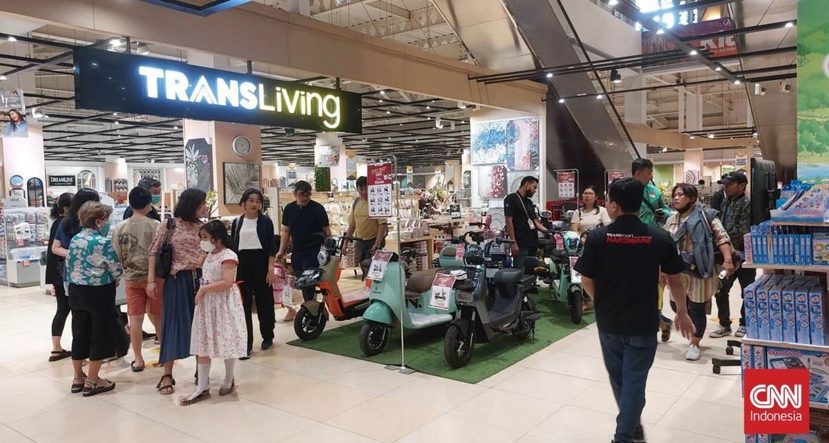 Bersiap Long Weekend, Travel Bed di Transmart Mulai Rp300 Ribuan