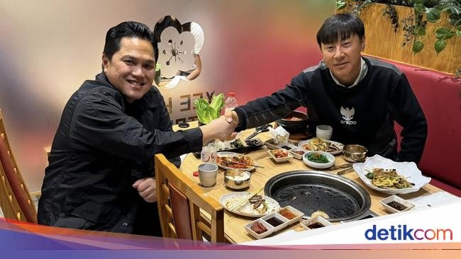 Erick Thohir Senang Jajan Enak hingga Makan Bareng Shin Tae-yong