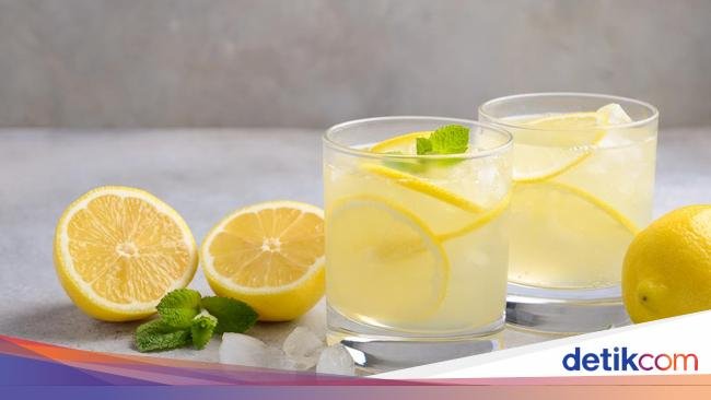 Ini Efeknya Rutin Minum Air Lemon Setiap Hari bagi Kesehatan