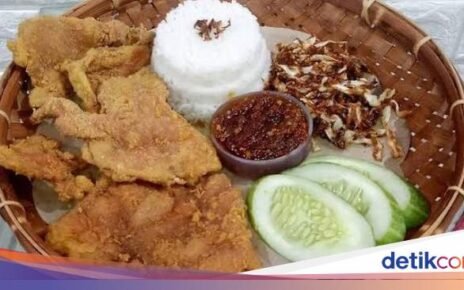 Hemat Tanggal Tua! Ada Nasi Kulit Ayam Enak Rp 20 Ribuan di Sini
