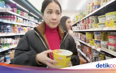 Potret Nagita Slavina Jajan di Korea dengan Wajah Bengkak Usai Perawatan