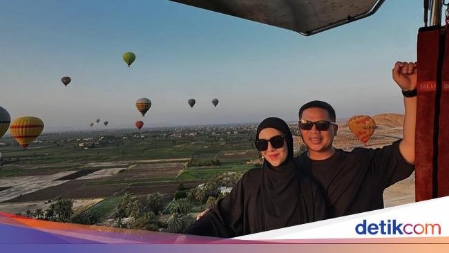 Ratna Galih Hobi Ngopi dan Kulineran Bersama Sahabat