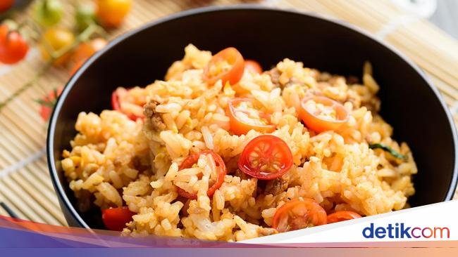 Resep Nasi Tomat dan Ayam Cincang yang Segar Untuk Menu Bekal