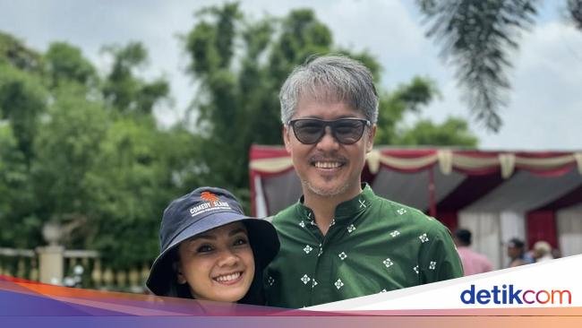 Serunya Nirina Zubir Makan Bakso hingga Jajan Sandwich di New York