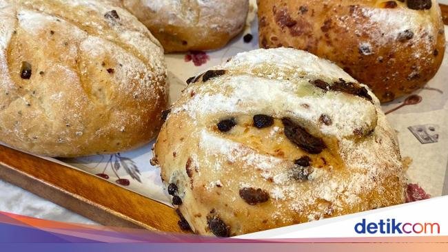 Lembut Ringan! Sourdough Cokelat hingga Cranberry Cheese Buatan 'Amy and Cake'