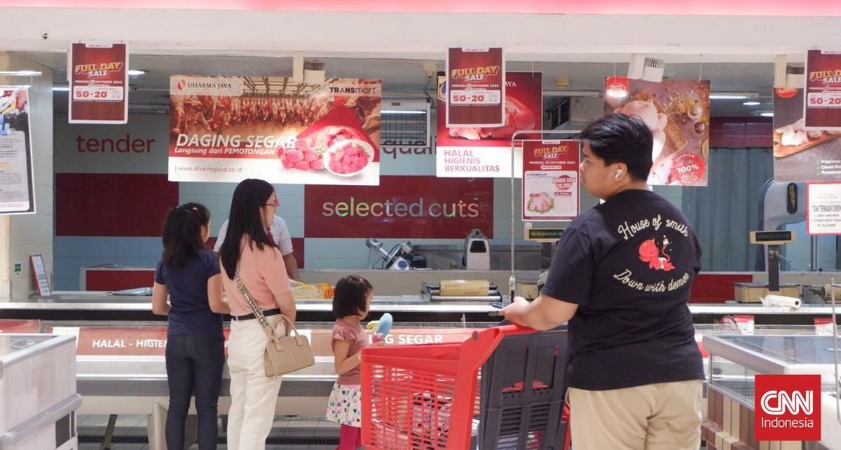 Ayam Broiler Mulai Rp28 Ribu Per Ekor di Transmart Full Day Sale