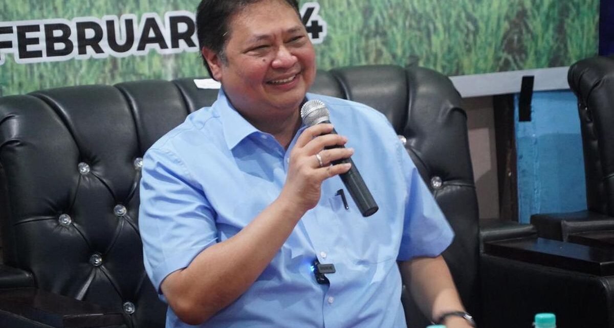 Airlangga Sebut APBN Sanggup Lanjutkan Subsidi Motor Listrik Rp7 Juta