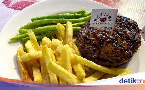 Murah Meriah! 5 Steak Empuk Juicy Ini Ada di Warung Tenda Kaki Lima