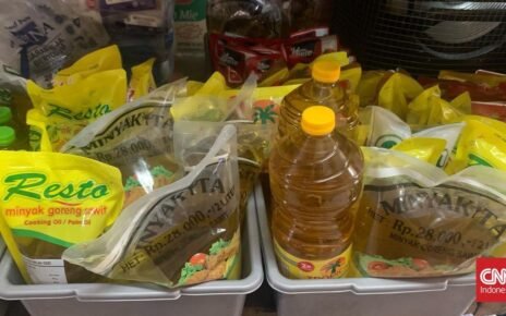 Harga Minyak Goreng Masih Tinggi Jelang Puasa, Ada yang Rp60 Ribu