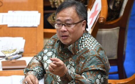 Penasihat Prabowo Bongkar Penyebab Warga RI Jadi Korban Pinjol
