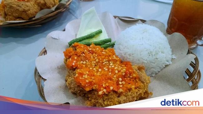 Beda Ayam Geprek, Ayam Penyet, dan Ayam Gepuk