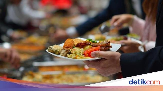 Duh! 250 Orang Keracunan Usai Lahap Makanan Kondangan
