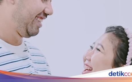Kiky Saputri Tetap Kulineran Enak Saat Hamil Tua, Intip Momennya!