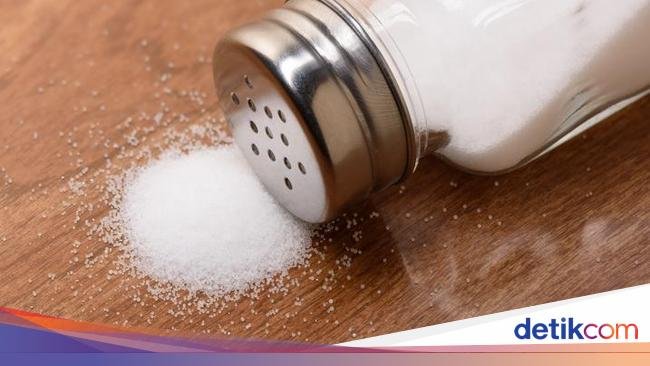 Wanita Ini Temukan 1.500 Wadah Garam Koleksi Mendiang Neneknya