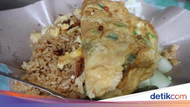 Murah Sedap! Nasgor Bu Las Rp 4 Ribu di Pati yang Bikin Puas