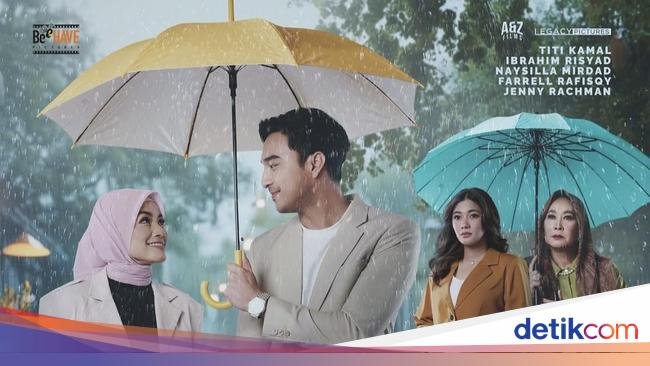 Momen Titi Kamal Saat Makan Kepiting dan Chinese Food