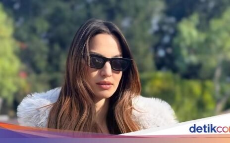 Keseruan Nia Ramadhani Makan Bareng Keluarga Bakrie dan Geng Cendol