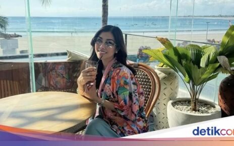 Nisya Ahmad Kompak Kulineran Bareng Nagita Slavina dan Keluarga