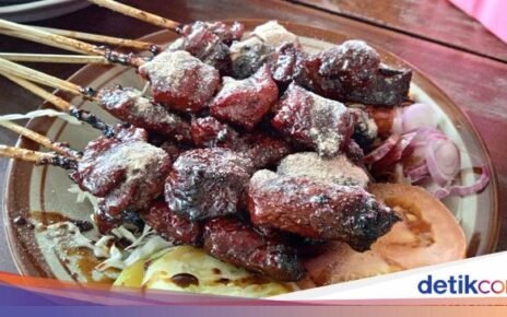 Maknyus! Ini 10 Sate Kambing Terkenal Enak di Solo