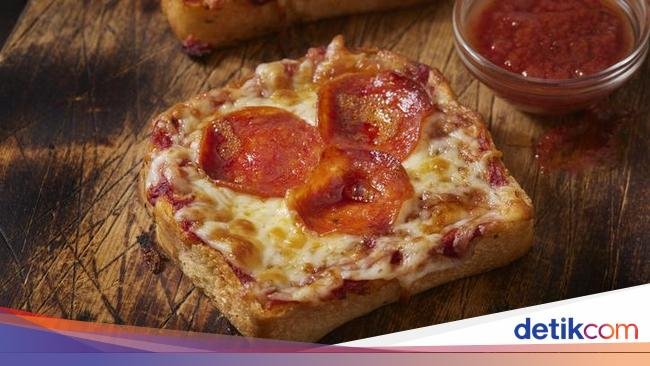 Roti Pizza Praktis Pakai Air Fryer, Ini Cara Membuatnya