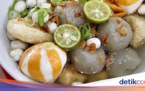 Mantap! 10 Tempat Makan Baso Aci Kenyal Gurih dan Bikin Nagih