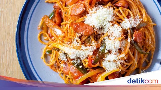 3 Resep Spaghetti Saus Tomat yang Asam Segar Mengenyangkan