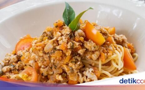 Resep Spaghetti Tumis Ayam Pedas yang Mulur Asam dan Pedas
