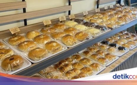 Makan Roti Jadul Enak di 5 Bakery di Gading Serpong
