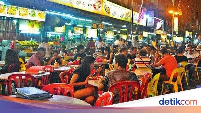 Ngeri! Pria Ini Lihat Sosok Penglaris Meneteskan Air Liur ke Makanan