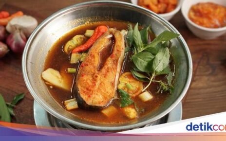 10 Restoran di Dekat Masjid, Ada Menu Timur Tengah hingga Sesundaan